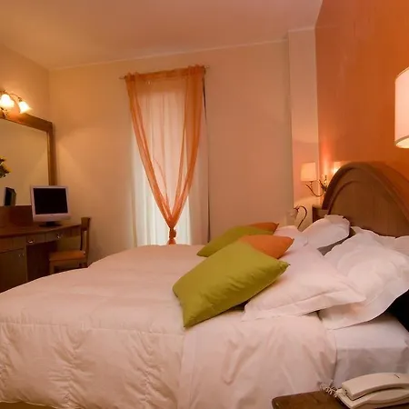Europa Hotel 4*